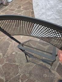 2tavoli + sedie da giardino 