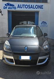 Renault Scenic Scénic X-Mod 1.5 dCi 110CV Luxe