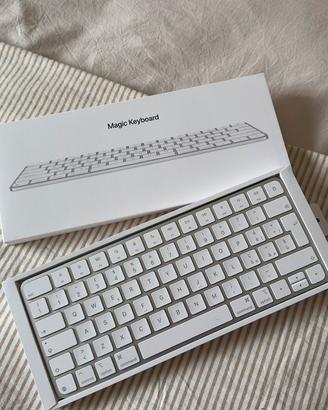 Magic Keyboard Apple originale – come nuova
