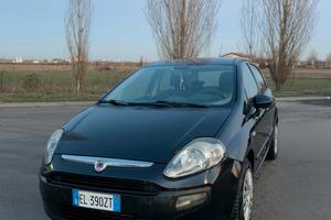Fiat Punto 1.3 Multijet 90CV – NEOPATENTATI – 2011