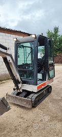 Escavatore bob cat 320 16 ql