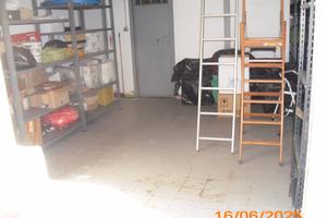 BOX AUTO in Via Pompeo de Ruggiero, n.8