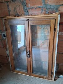 Finestra in legno massiccio