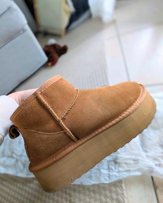 stivali simil Ugg ultra mini 