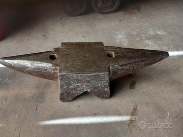 Incudine per mascalcia