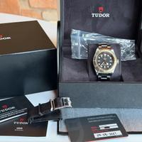 Tudor Black Bay 73230G