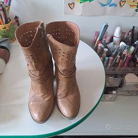 Stivali estivi Nero Giardini 