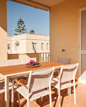Tavolo da giardino con 4 sedie