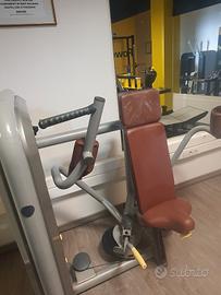 pectoral machine Technogym element