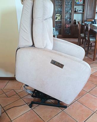 poltrona elettrica reclinabile