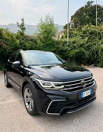 Volkswagen Tiguan R-Line 2.0 TDI 150 CV DSG – 2023