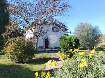 VILLA SINGOLA A TARANO