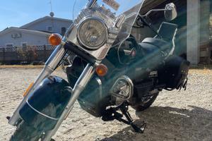 Moto UM Renegade Commando Classic