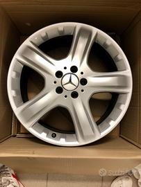 Set 4 Cerchioni Originali 19" Mercedes-Benz