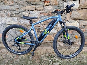 Bici Mtb Rockrider elettrica a pedalata assistita