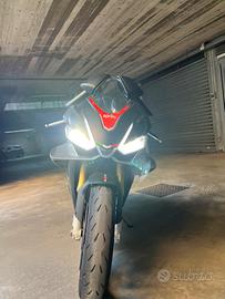 Aprilia rsv4 2023