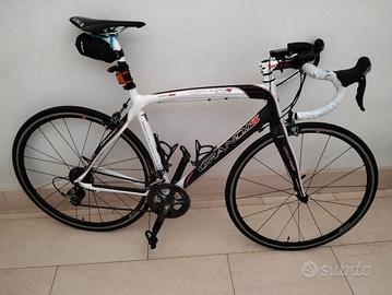 Grandis Ribelle in carbonio.