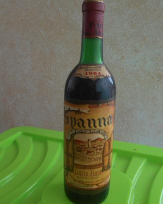Bottiglie di vino spanna 1964