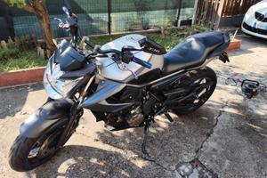 YAMAHA XJ6 2011 silver