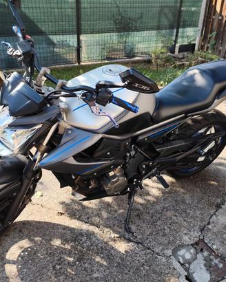 YAMAHA XJ6 2011 silver