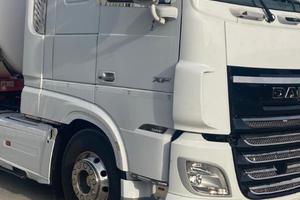 Trattore stradale Daf modello XF 510