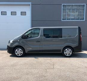 Renault Trafic mixto