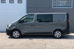 Renault Trafic mixto