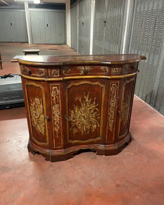 Credenza a mezzaluna
