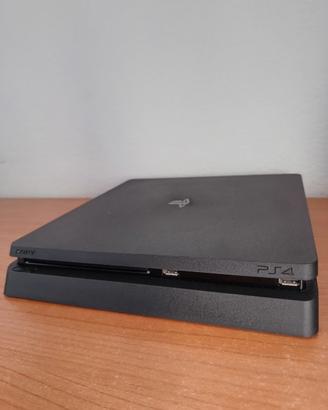PlayStation PS4 Slim 500 GB + 2 controller