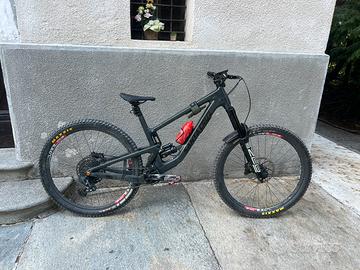 Santacruz Megatower V1