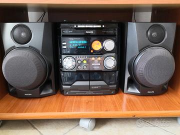 Philips - P750 