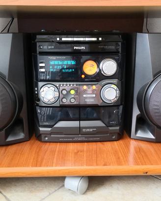 Philips - P750 