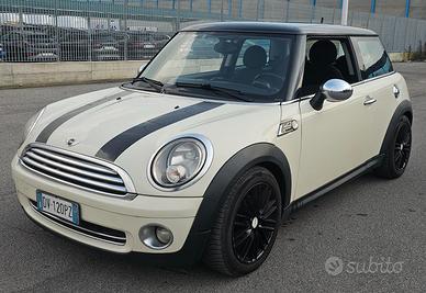 MINI 1.4 GPL GUIDABILE DA NEOPATENTATI