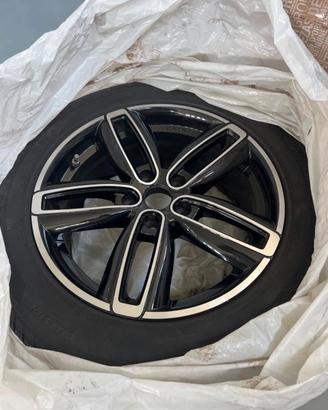 Cerchi in lega per pneumatici 225/55 - 17”