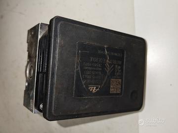 Gruppo abs CITROEN DS3 1199cc benzina del 2015