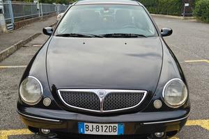 lancia lybra