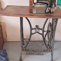 Macchina da cucire vintage