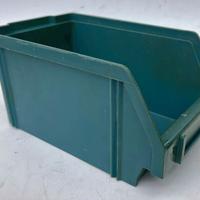 Contenitori a bocca di lupo