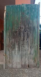 PORTONI ANTICHI IN LEGNO