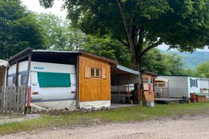 Casetta + roulotte stanziale Camping Nevegal