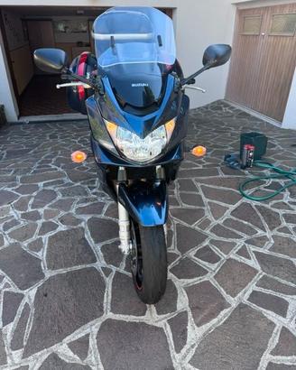 Suzuki Bandit 1250 Traveller
