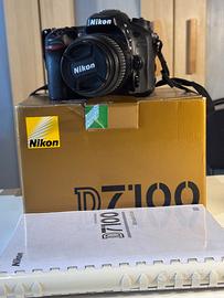 Nikon D7100 + AF-S Nikkor 18-55 3,5-5,6 GII ED