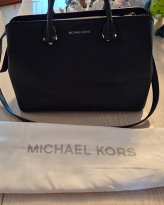 Borsa Michael Kors a spalla o a mano