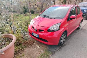 Toyota ajgo 1.4 dise 5 porte