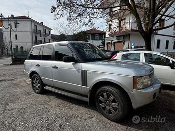 Range Rover Vogue 3.6 V8 – 2007 – 331.000 km