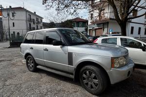 Range Rover Vogue 3.6 V8 – 2007 – 331.000 km