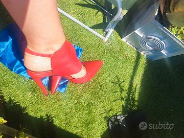 scarpe donna rosse particolari