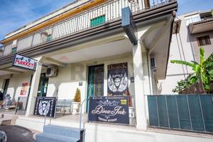 Attività  Commerciale - Aci Sant'Antonio