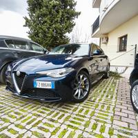 Alfa Romeo Giulia 2.2 190cv modello lusso 11/19