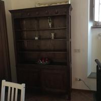 deliziosa credenzina, tavolo, libreria